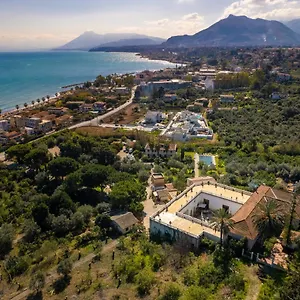 Cefala , Santa Flavia Italië