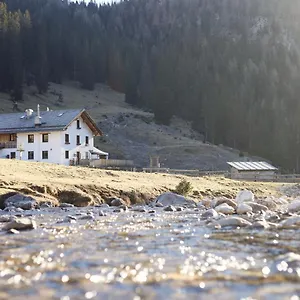 Rifugio Malga Ra Stua , Cortina d'Ampezzo Italië